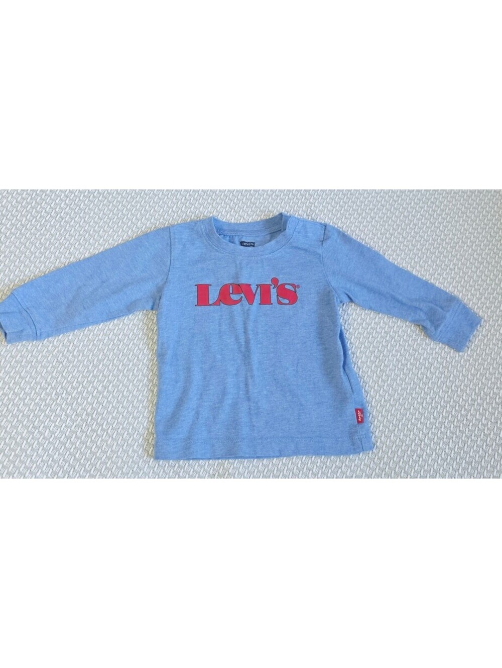 Infant Levi's long sleeve t-shirt size 6 months